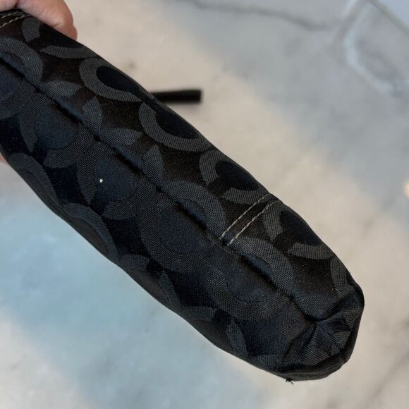 Coach Madison Horse & Carriage Op Art Signature Logo XL Wristlet - Picture 10 of 16